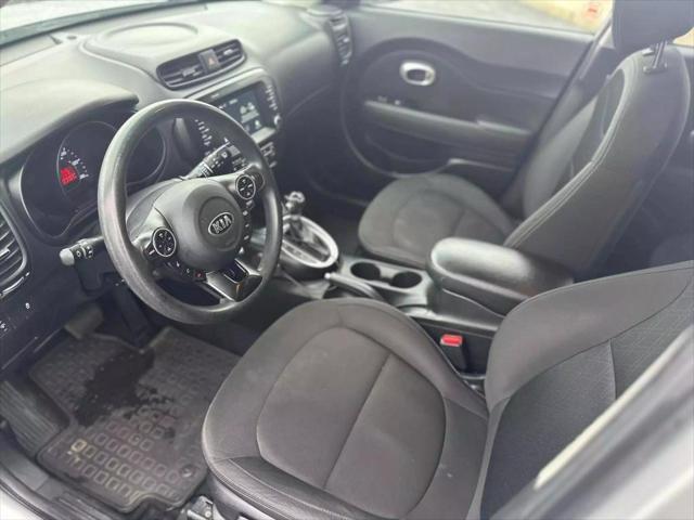 2019 kia soul base
