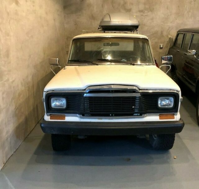 1980 jeep cheokee chief