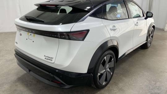 new 2024 nissan ariya platinum+ e-4orce awd with 20" wheels