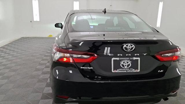 2021 toyota camry le