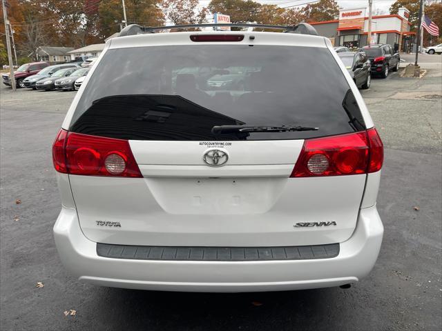 2009 toyota sienna le