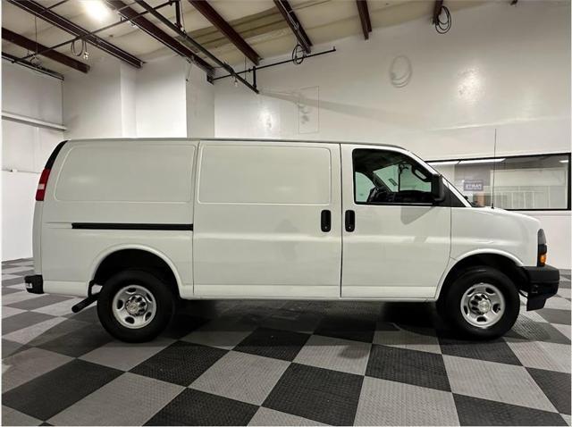 2021 chevrolet express 2500 regular van 3d