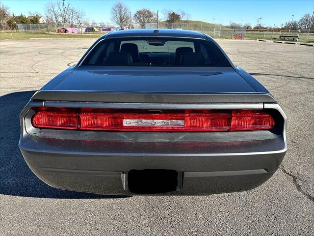 2012 dodge challenger t mulliner
