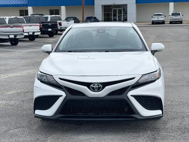 2024 toyota camry se