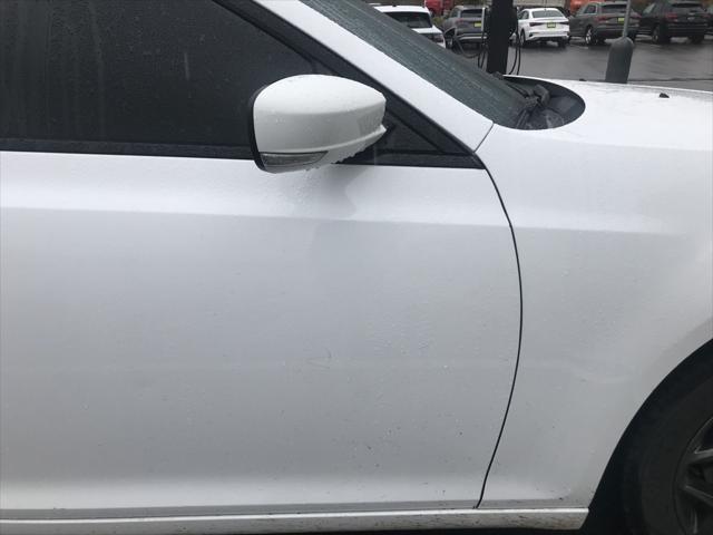 2018 chrysler 300 s