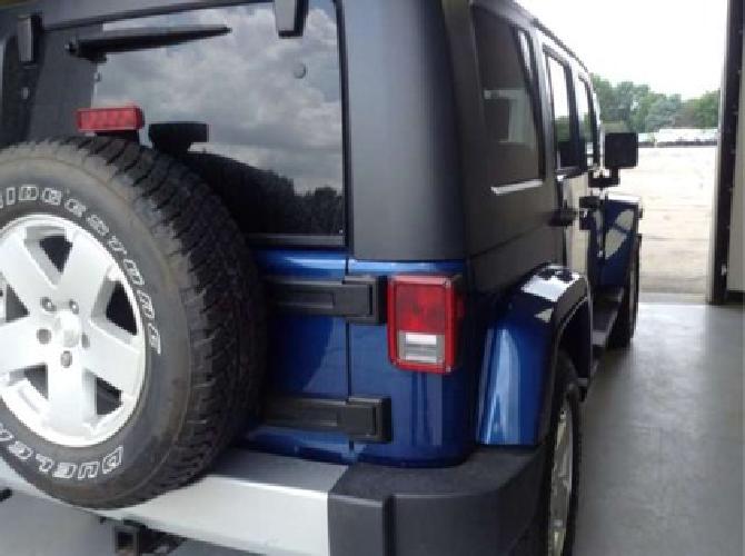 2010 jeep wrangler unlimited sahara in columbus, oh