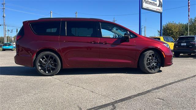 2023 chrysler pacifica limited