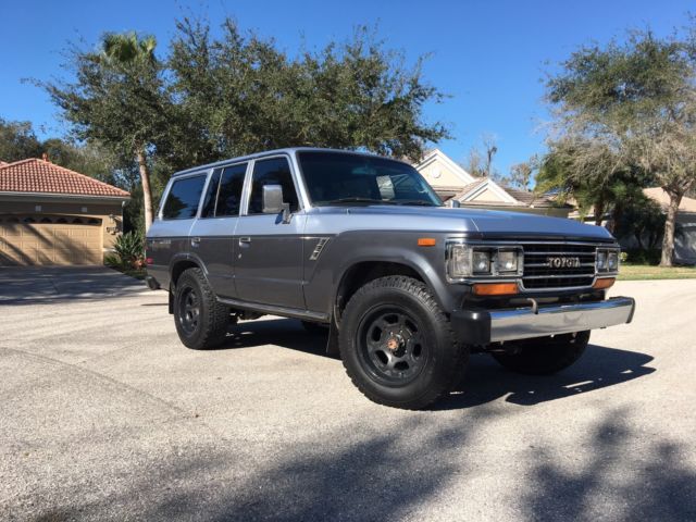 pristine condition ~ rare ~ 1990 toyota land cruiser fj62 or fj-62
