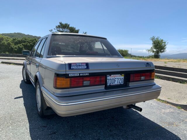 radwood eligible, very clean, 87k, fully loaded, all digital dash, minor knock