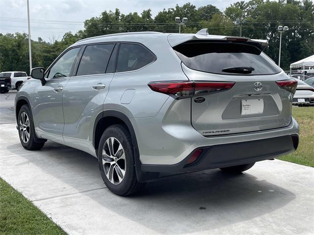 2022 toyota highlander xle