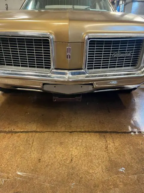 1970 oldsmobile cutlass - non runner - as is -for parts or repair only -t1305953