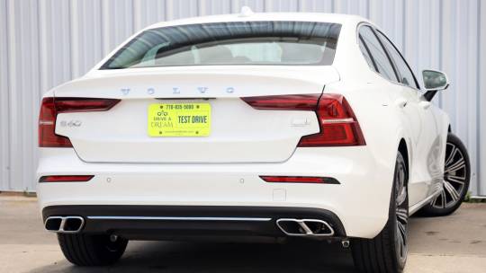 2022 Volvo S60
