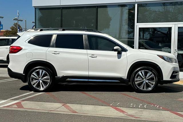 2019 subaru ascent limited 7-passenger