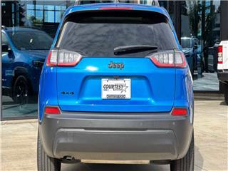 2023 Jeep Cherokee altitude lux