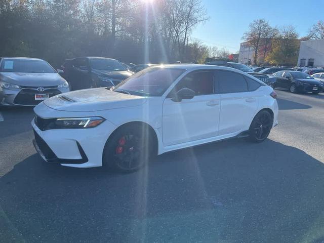 2024 honda civic type r base