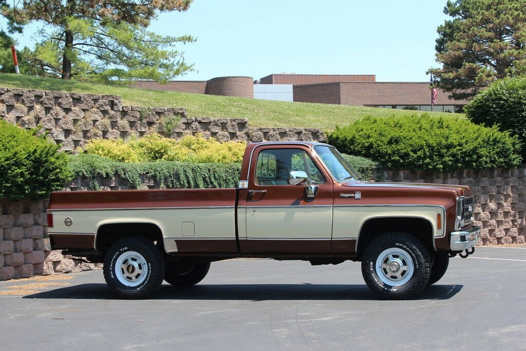 1979 chevrolet k30 4x4 cheyenne,350 v8,manual,ac,ps,pb,survivor,show,c-10,rare!