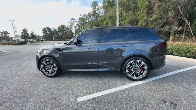 2024 land rover range rover sport se