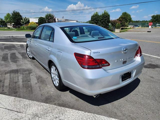 2008 toyota avalon xls