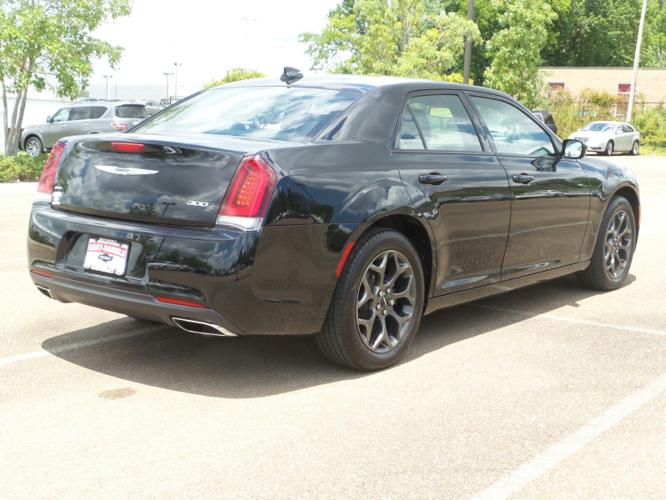 used 2017 chrysler 300 s awd jackson, ms 39211 for sale in jackson, mississippi