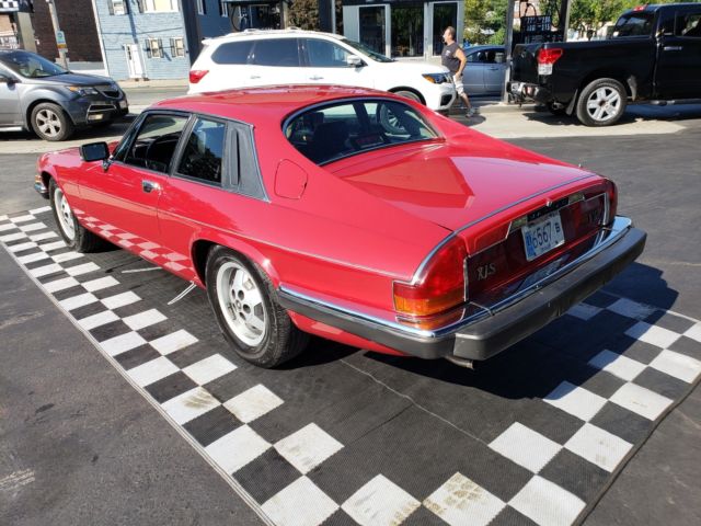 very low miles garage kept 56k original miles