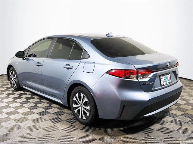 2021 toyota corolla hybrid le