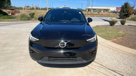 2023 Volvo C40