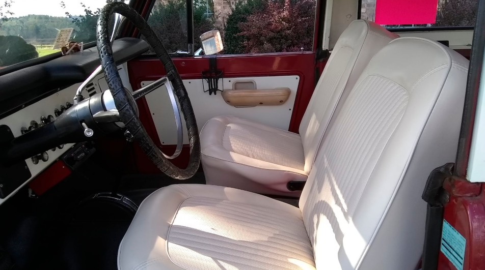 ford bronco 4 x 4