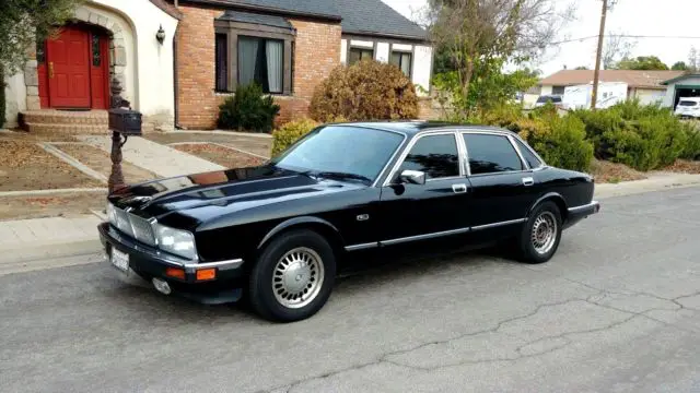 1991 jaguar xj6 79k original miles like new.... 2 owners since new