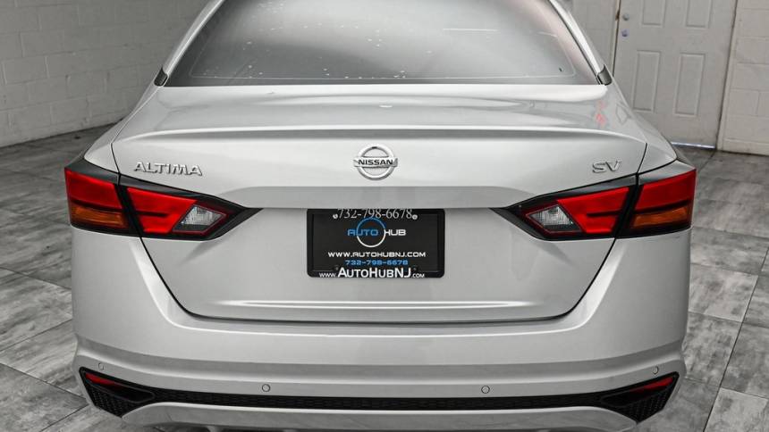 2021 nissan altima 2.5 sv