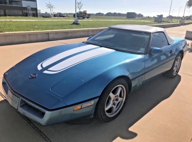1987 rare nassau blue corvette convertible original low mileage / 350 auto trans