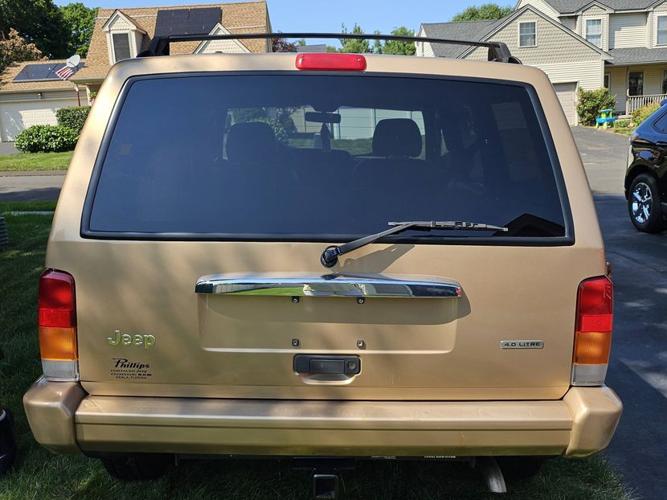 florida suv from new: 2000 jeep cherokee limited 4x4 in east granby, connecticut