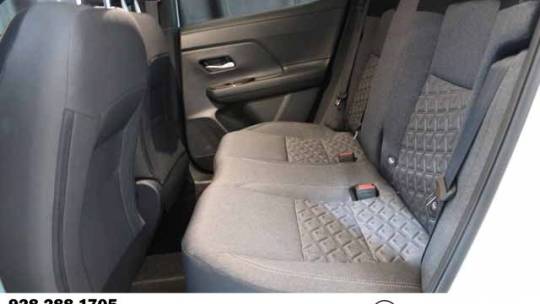 2025 Nissan Kicks