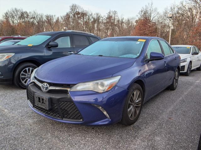 2016 toyota camry se