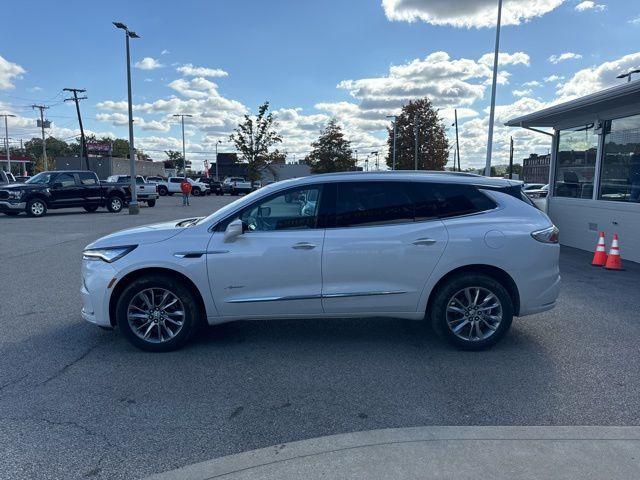 2024 buick enclave avenir