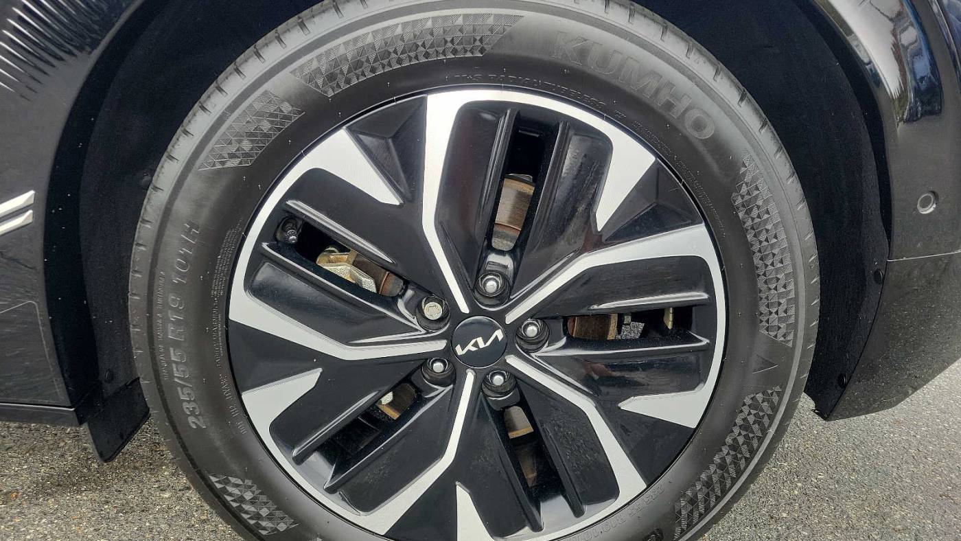 2022 kia ev6 wind
