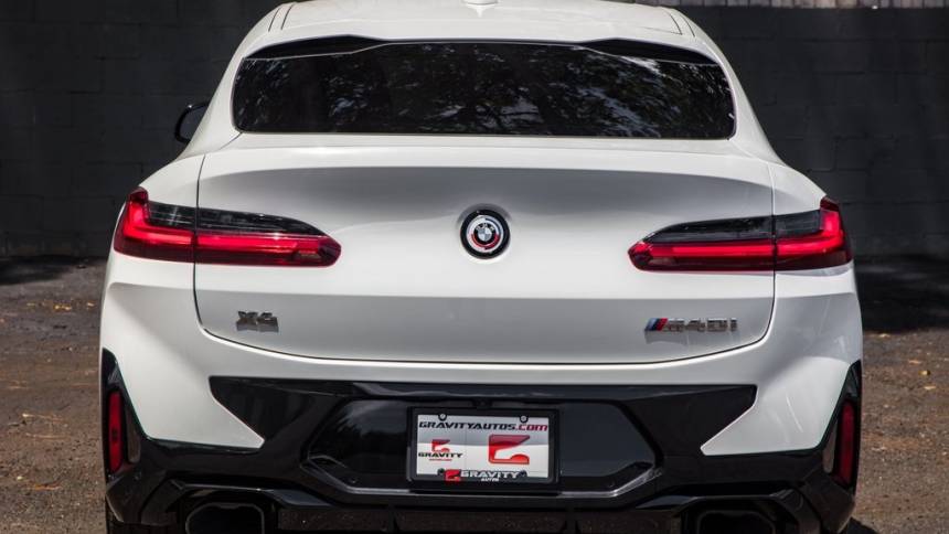 2023 bmw x4 m40i