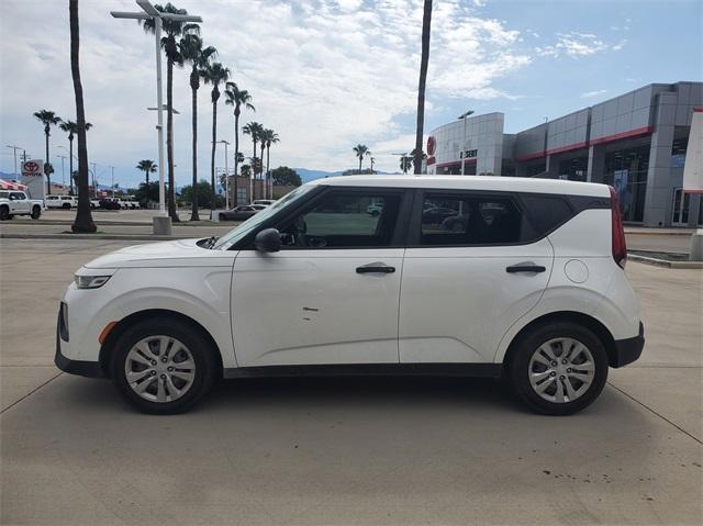 2020 kia soul lx