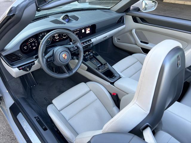 2020 porsche 911 carrera s