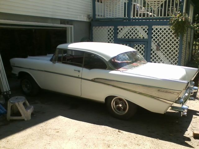 1957 chevy 2dr hardtop belair 350 4speed