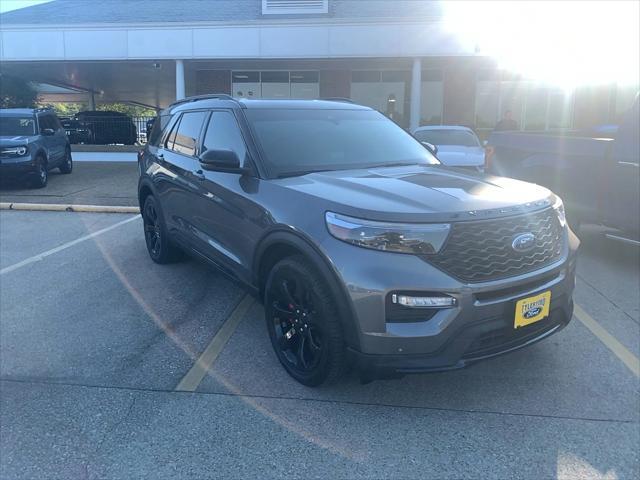 2023 ford explorer st