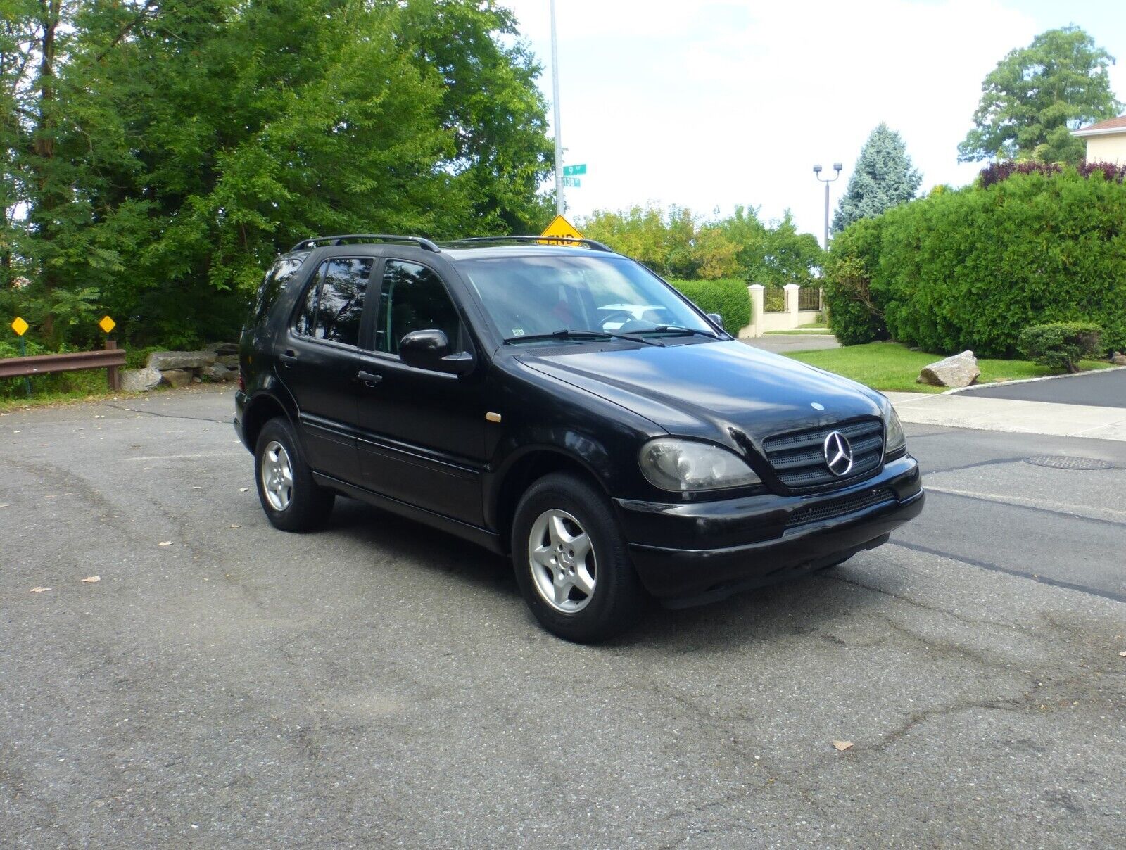 2000 mercedes-benz m-class ml320 in black with black