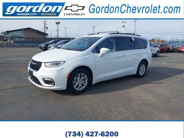 2022 chrysler pacifica touring l
