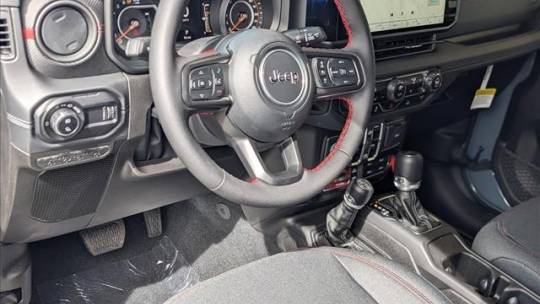 2024 Jeep Gladiator