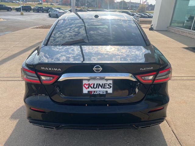 2022 nissan maxima platinum