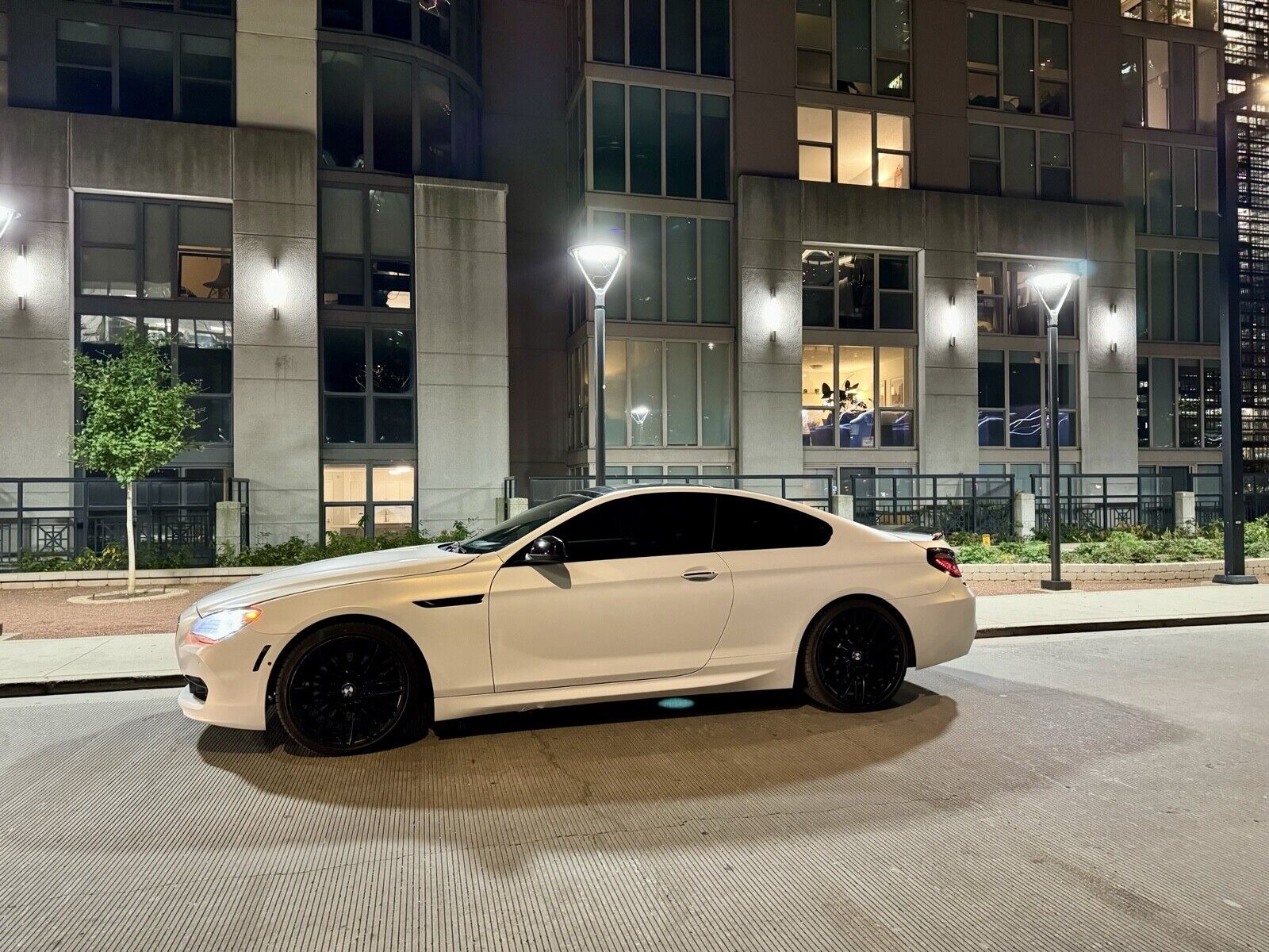 2012 bmw 6-series xi