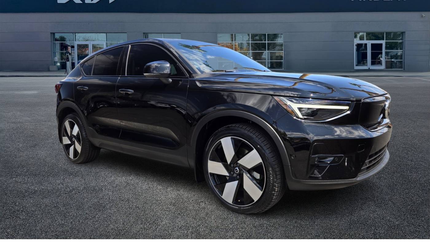 2022 volvo c40 recharge pure electric p8