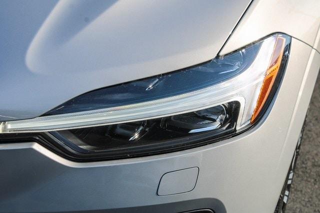 2022 volvo xc60 recharge plug-in hybrid t8 inscription
