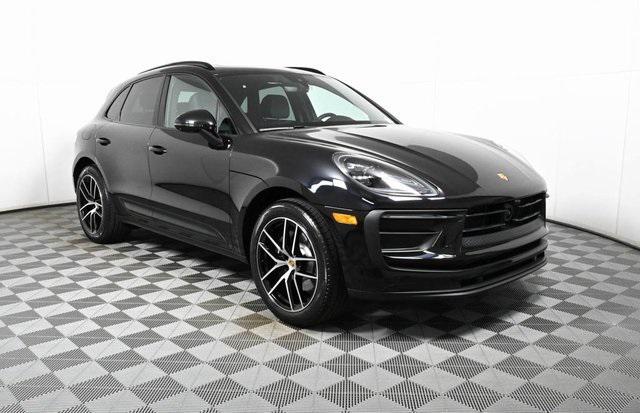 2024 porsche macan base