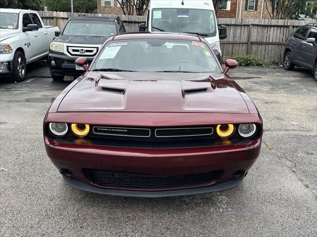 2018 dodge challenger sxt
