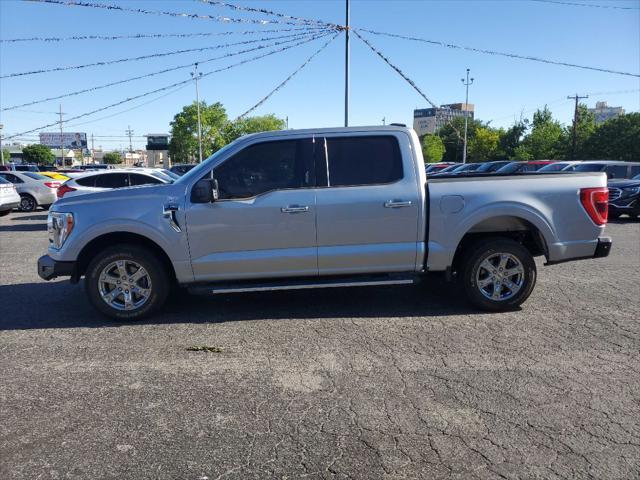 2021 ford f-150 xlt